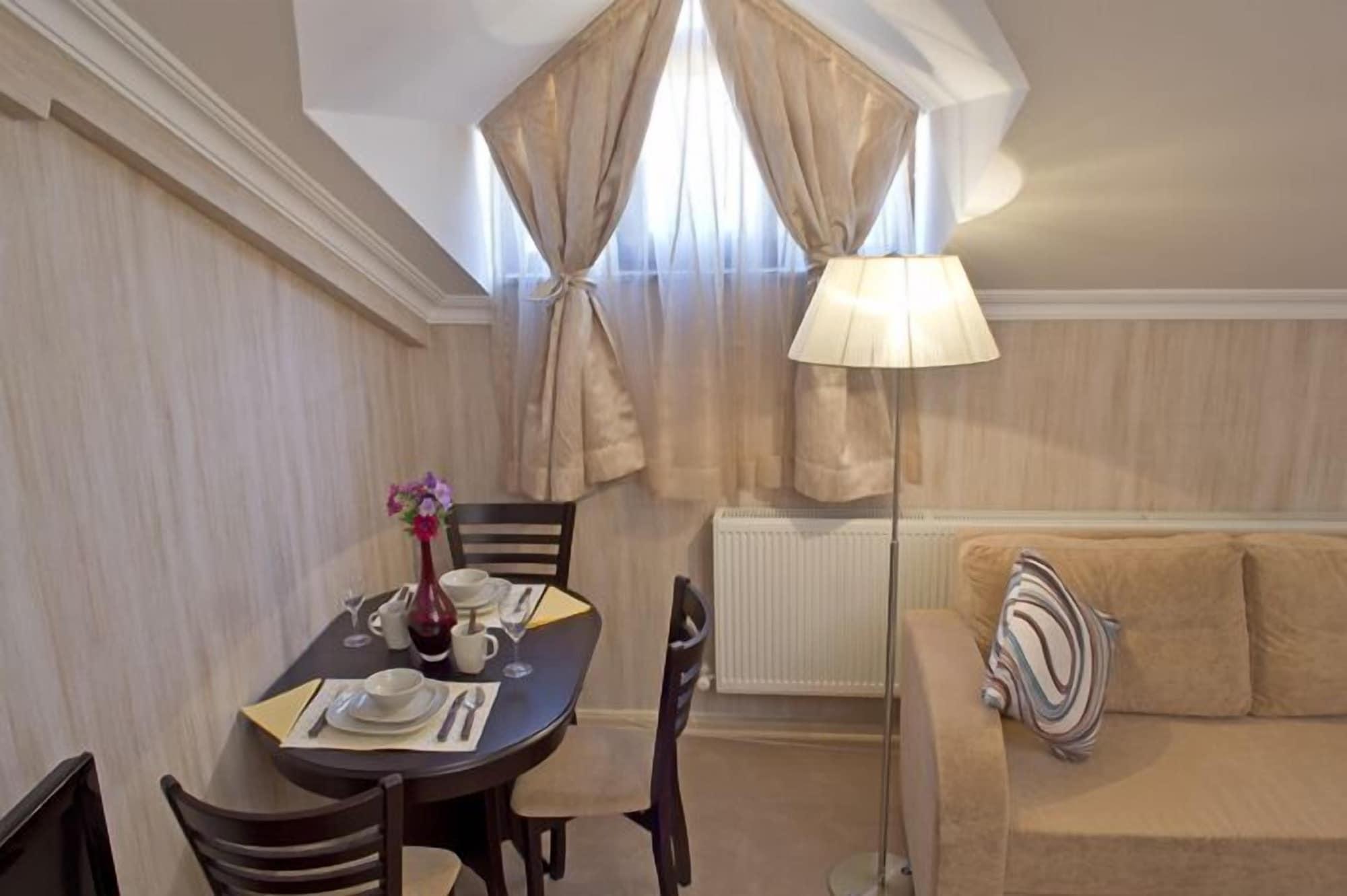 The Bosphorus House Aparthotel อิสตันบูล ภายนอก รูปภาพ