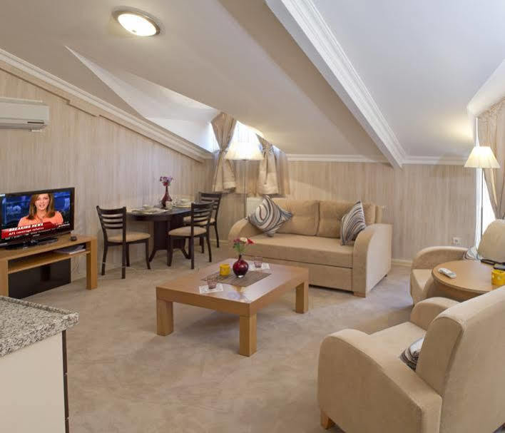 The Bosphorus House Aparthotel อิสตันบูล ภายนอก รูปภาพ